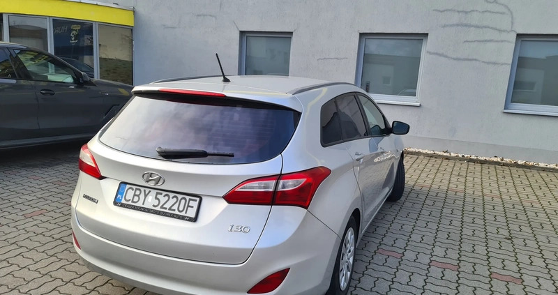 Hyundai I30 cena 34900 przebieg: 355911, rok produkcji 2017 z Bydgoszcz małe 16